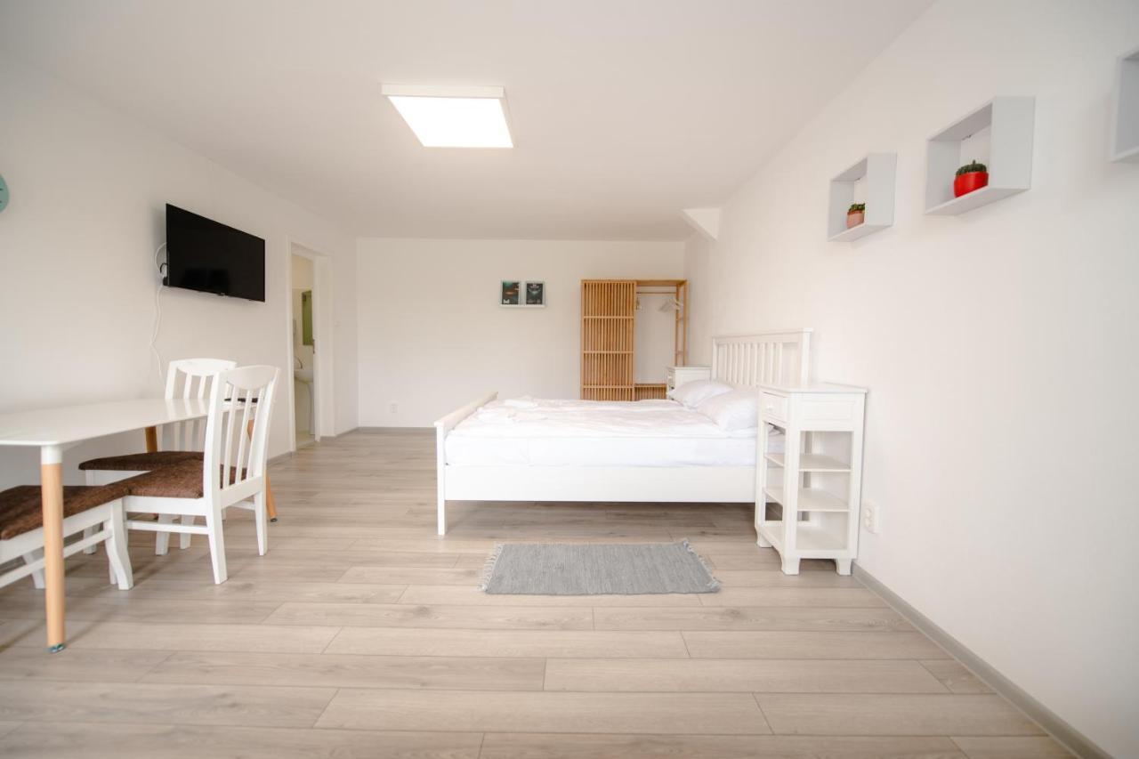 Pixel Guest house *